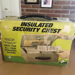 New Insulated Security Chest With Lock & 2 Keys