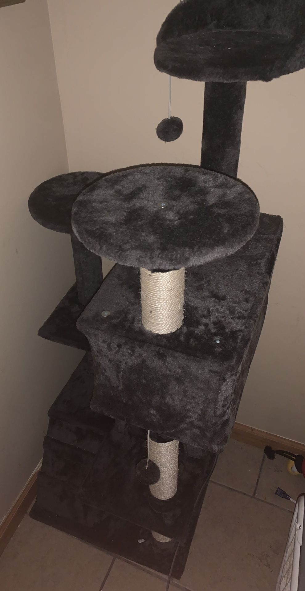 Cat Tower 