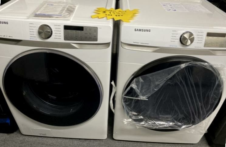 , Samsung Front Loading Washer & Dryer Set