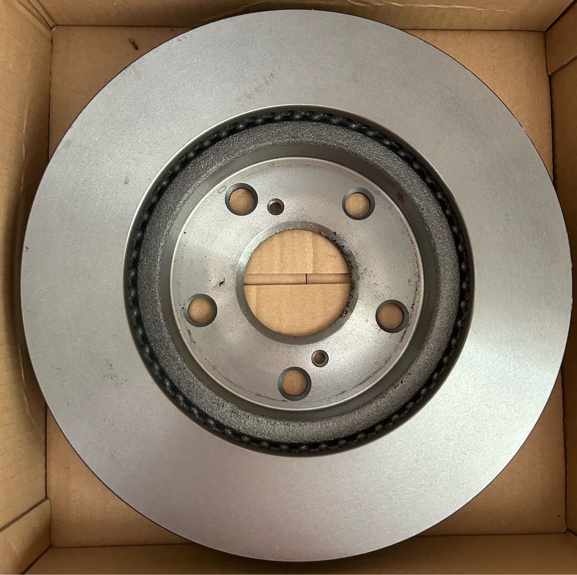 Brembo 09.B520.11 BRAKE ROTORS Fits select: 2017 TOYOTA RAV4 LE, 2011 TOYOTA RAV4 LIMITED
