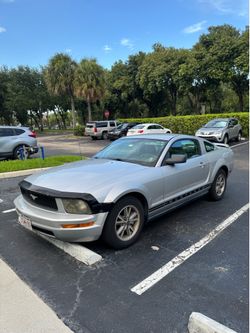 2005 Ford Mustang