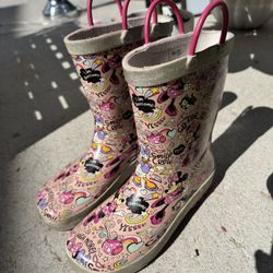 Girls Minnie Mouse Rain Boots – Pink Disney Waterproof Boots