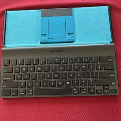Logitech iPad Keyboard