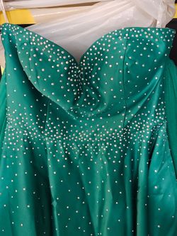 Green formal dress size 8