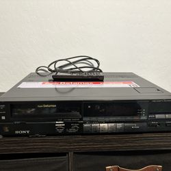 Vintage Sony Super Betamax SL-700 VCR Hi-Band Video Cassette Recorder Tested