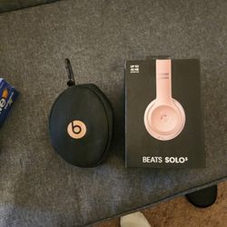 Headphones-BEATS solo 3