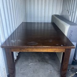 Dinner Table w/ Chairs