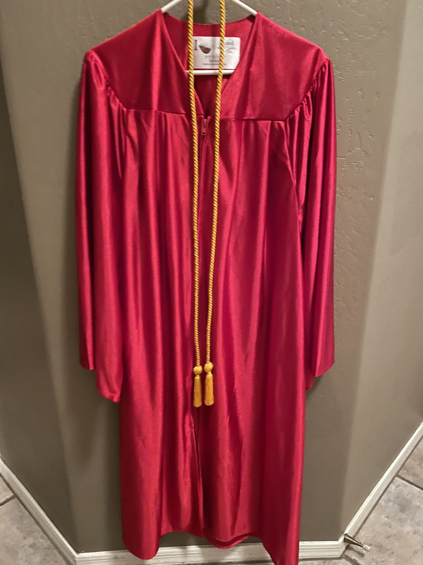RED GRADUATION GOWN- Like NEW (Halloween Costume) 