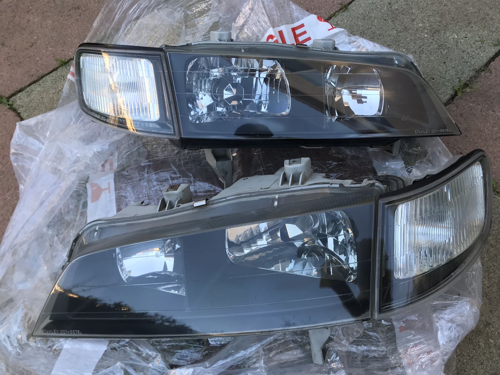 94 97 Honda Accord Jdm Sir Headlights Adapters For Sale In Salinas Ca Offerup