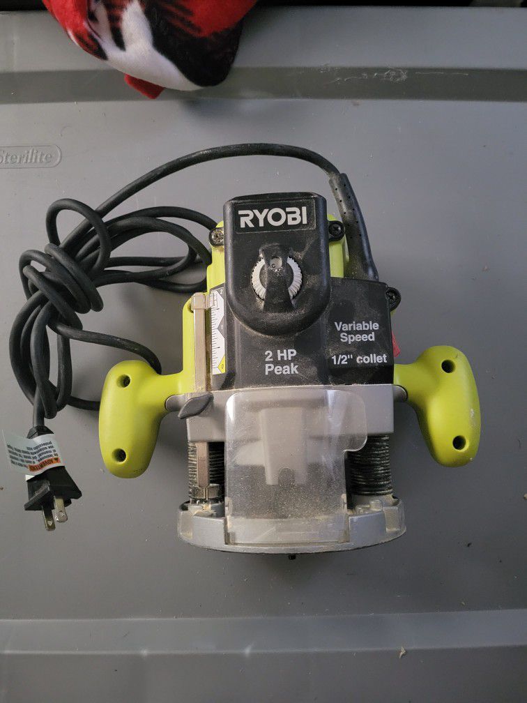 
10 Amp 2 HP Plunge Base Corded Router