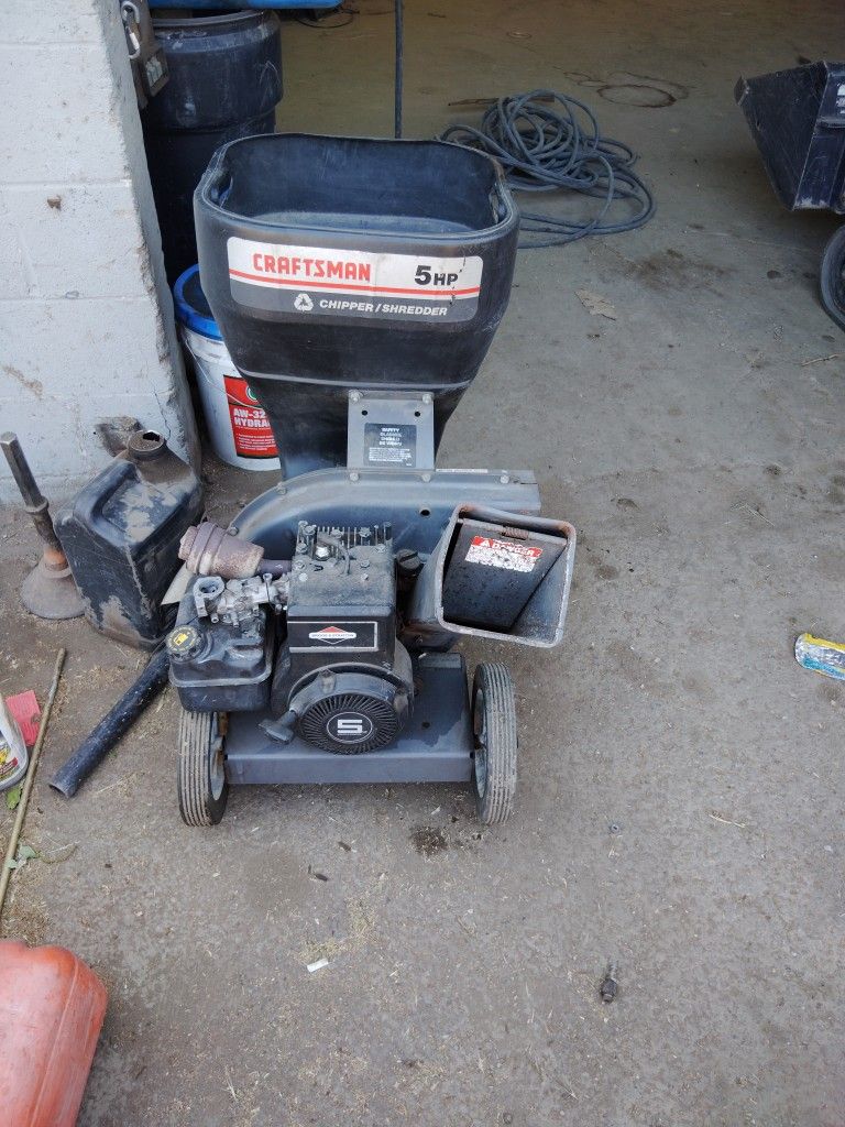 Wood Chipper/Bush Shredder