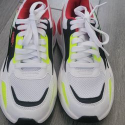 Puma children's tennis shoes