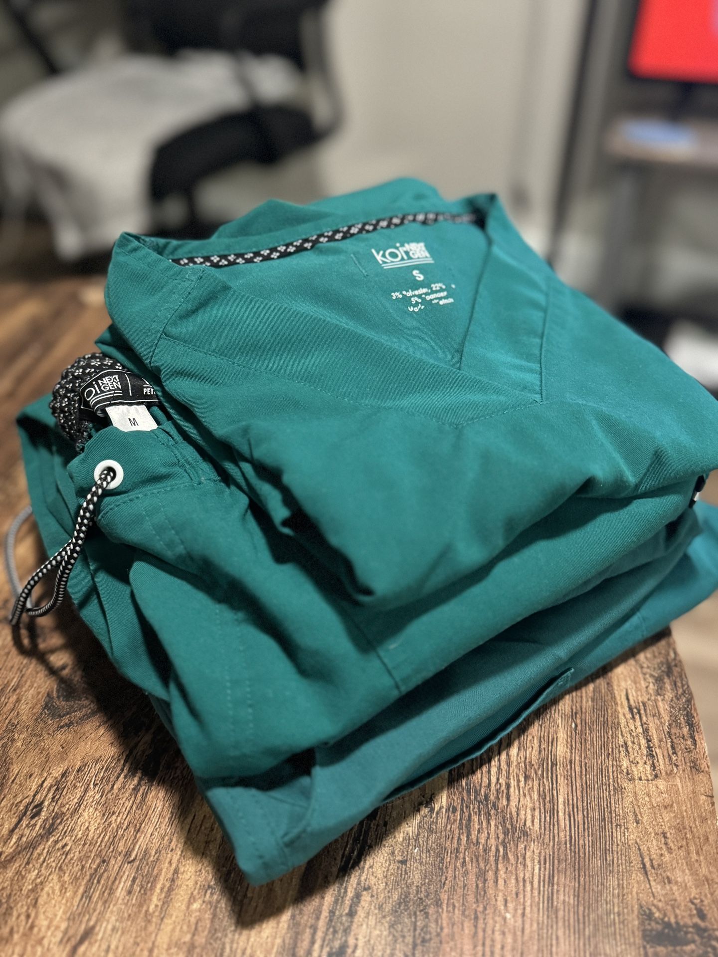 Hunter Green Scrubs Bundle – Koi Next Gen, Skechers & Cherokee (Jogger Style!)