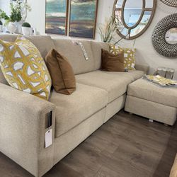 New USA Custom Made Modular In LiveSmart Fabric 114”/69 4pieces 44” Depth Seats