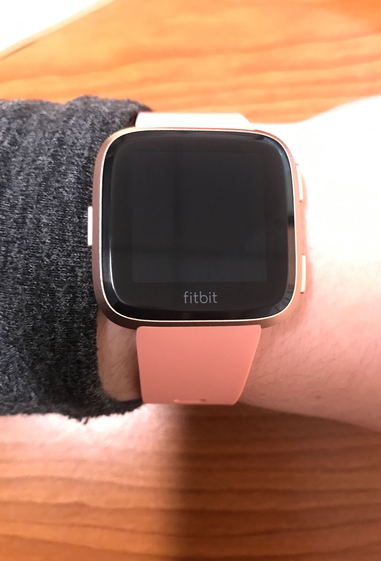 Fitbit Versa Pink - Large band. Excellent condition
