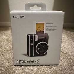 Polaroid Camera Instax Mini 40 Fijifilm