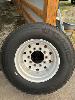 Super single tires 445/50R22.5