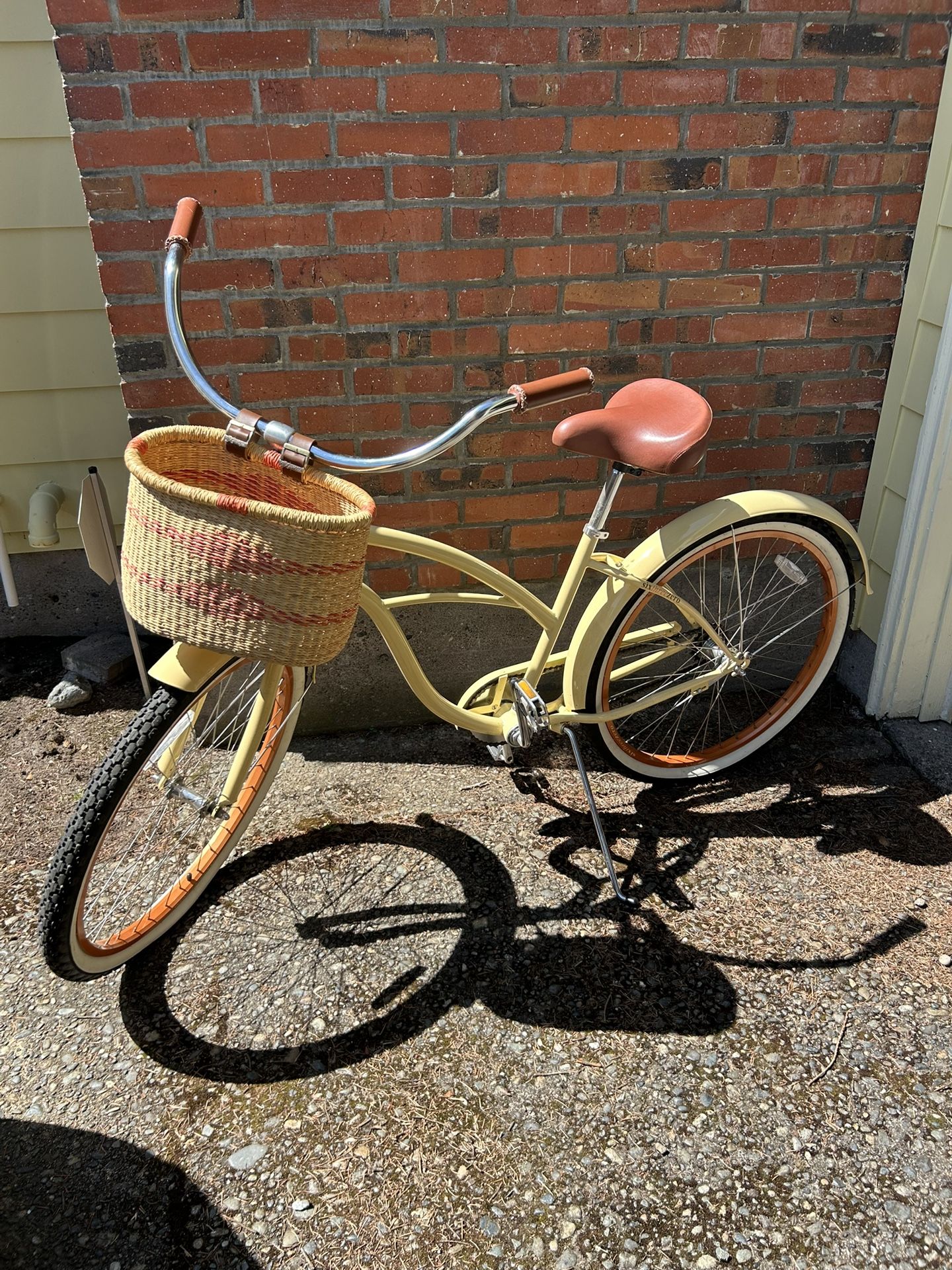 sixthreezero Women’s Beach Cruiser Bike