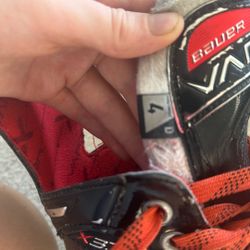 Hockey Skates Size R