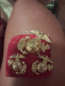 Marine corps vintage pin set