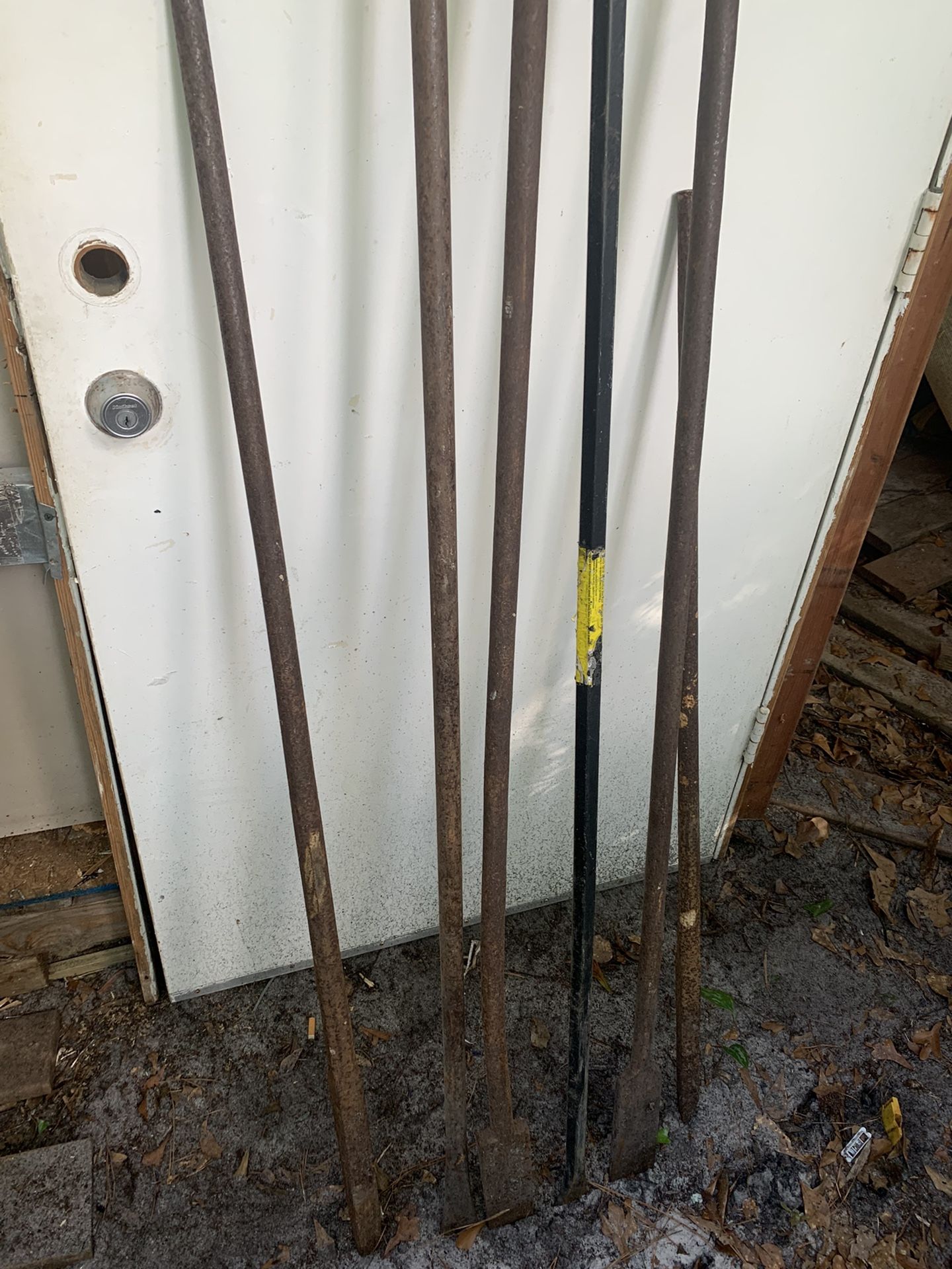 Various Digging Bars