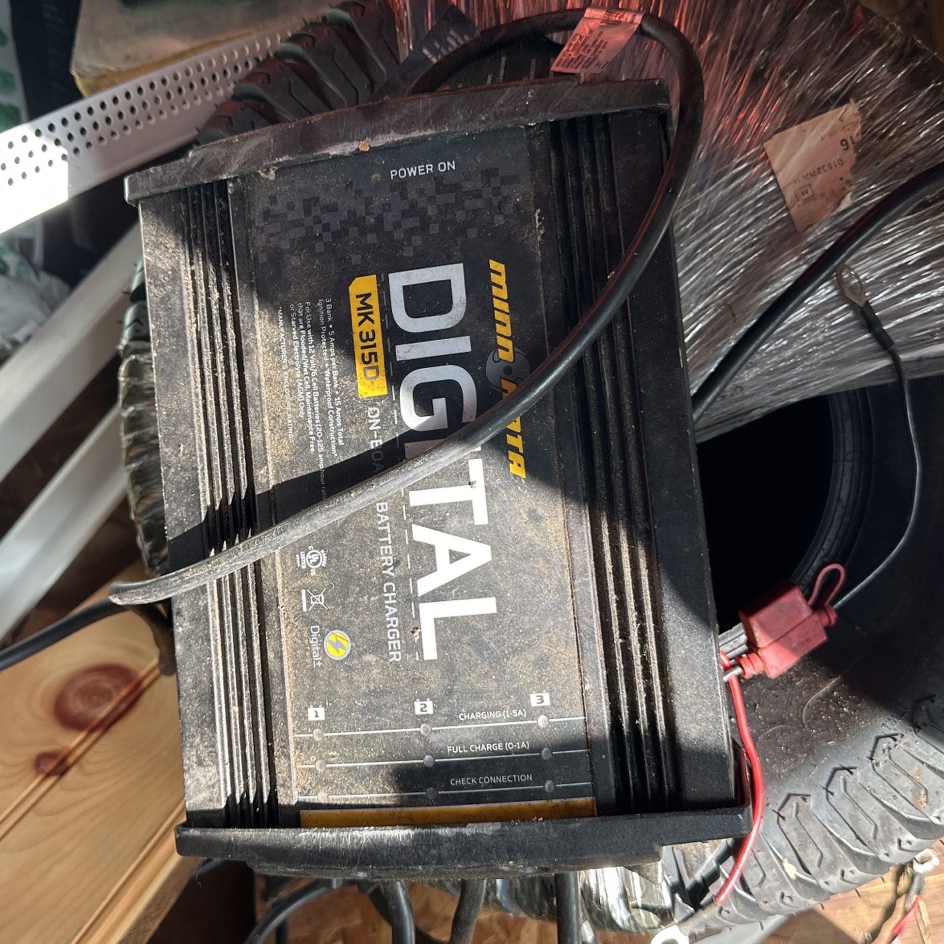 3 Bank Battery charger