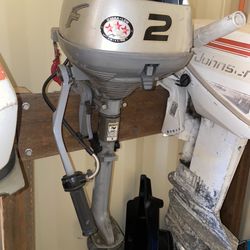 Outboard Motor with Tiller Arm