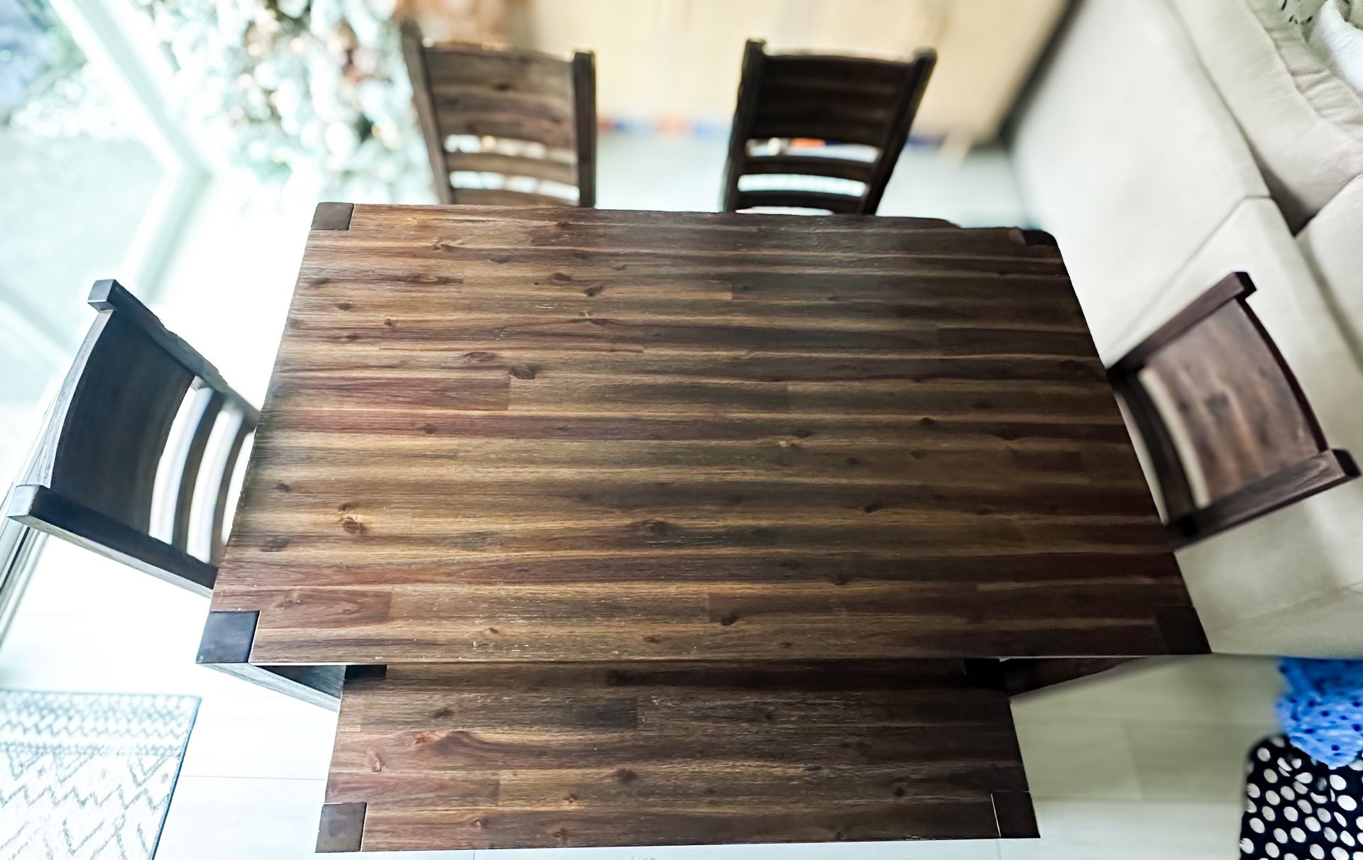 Dining table set for 6