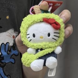 Hello Kitty Plush Keychain 