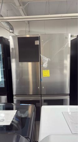 GE 4 door French door refrigerator
