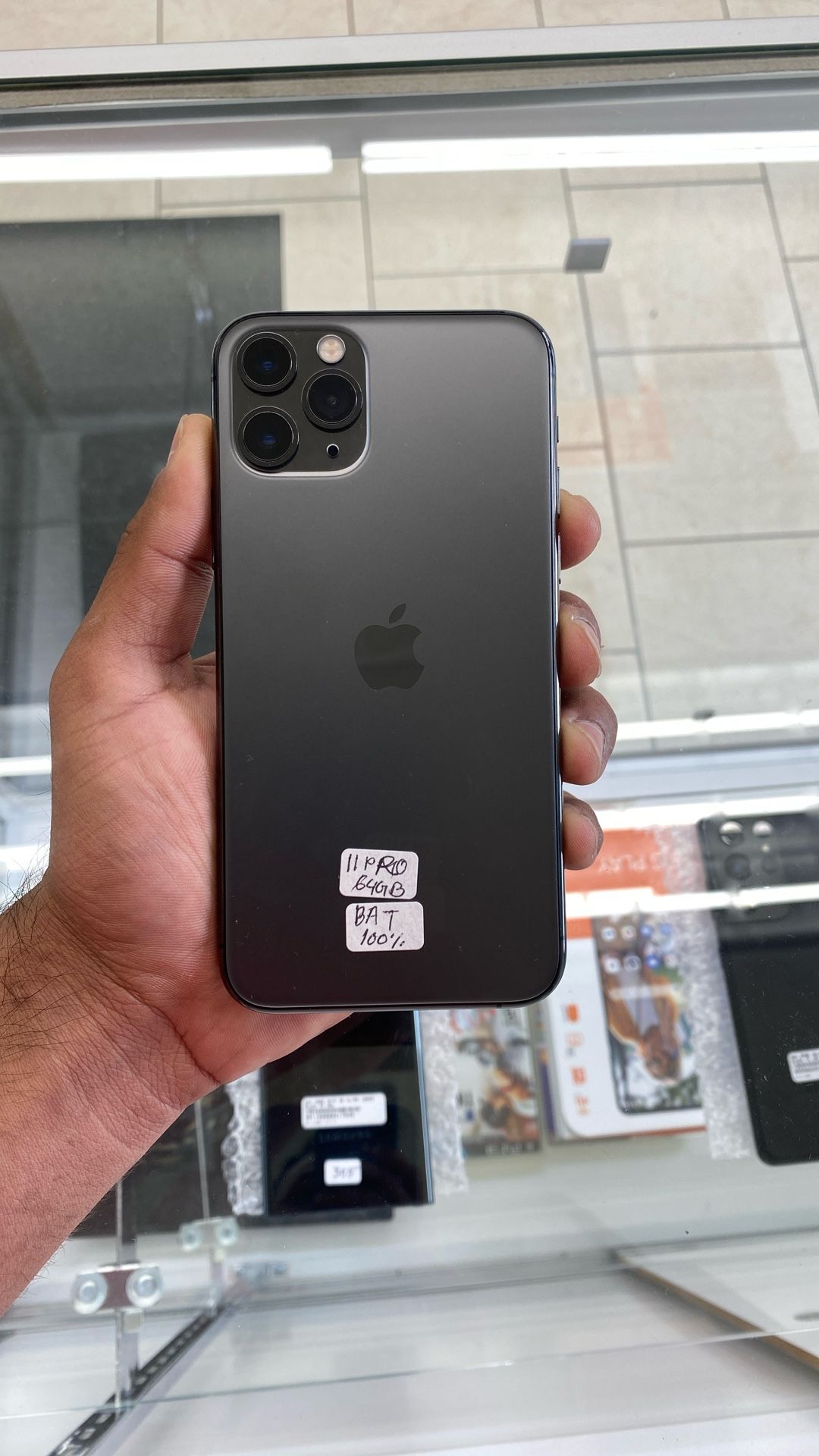 Apple iPhone 11 Pro 64 GB Factory Unlocked