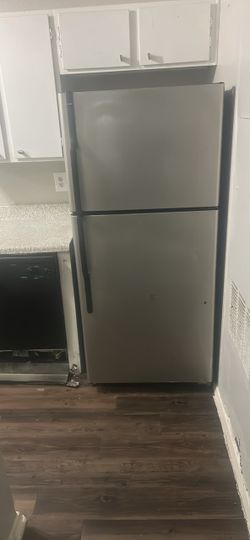 Refrigerator for sale