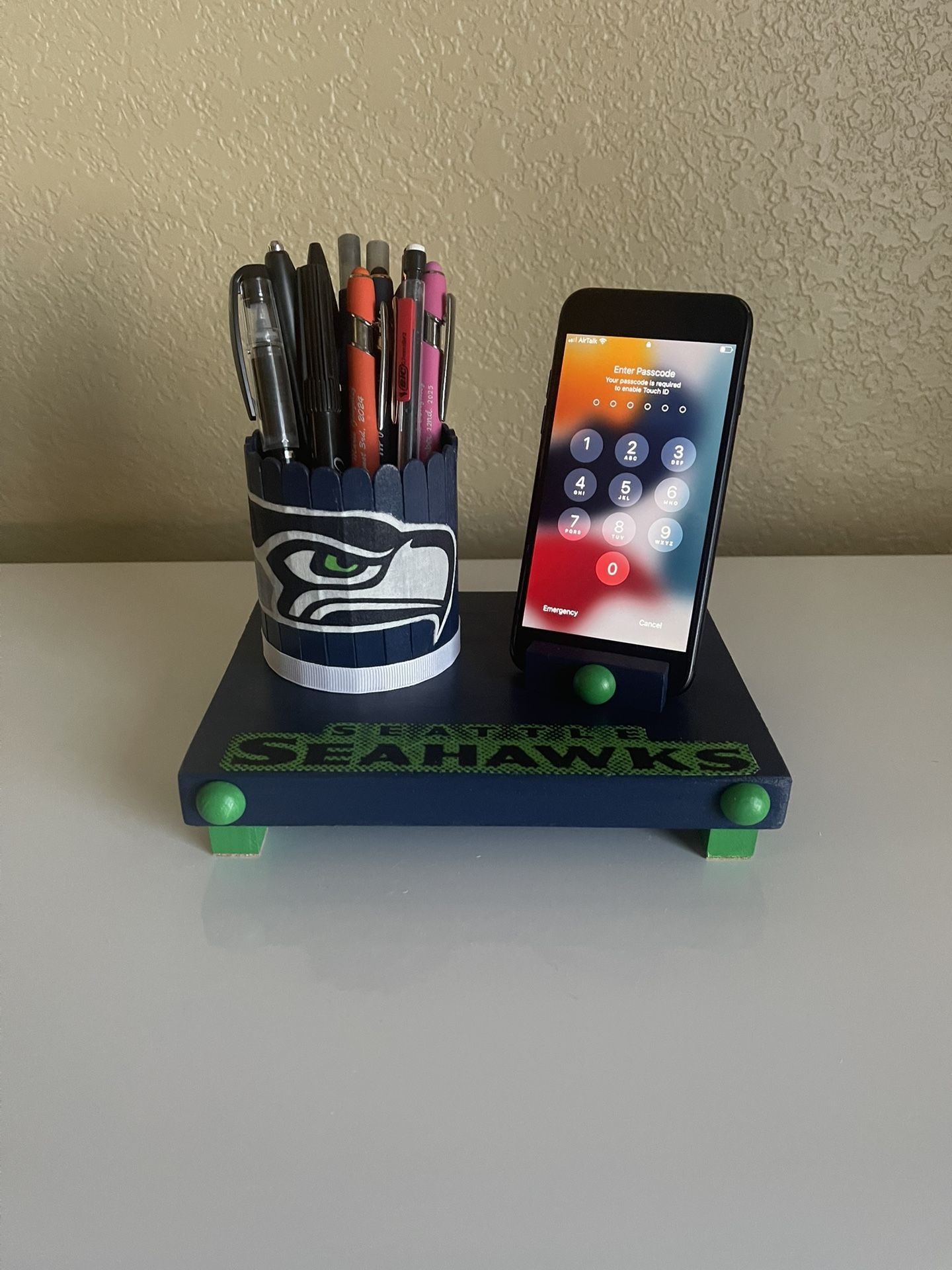 Seahawks Desk Phone & Pen Organizer