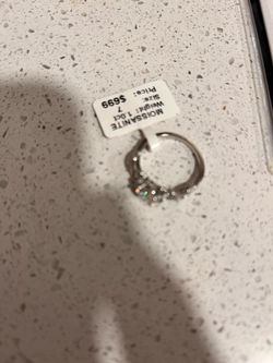 Moissanite Ring 1ct Size 7