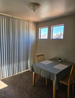 Table w/2 chairs