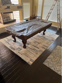 Pool table