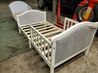 Kids bed frames