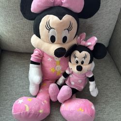 Minnie Mouse Plushies 