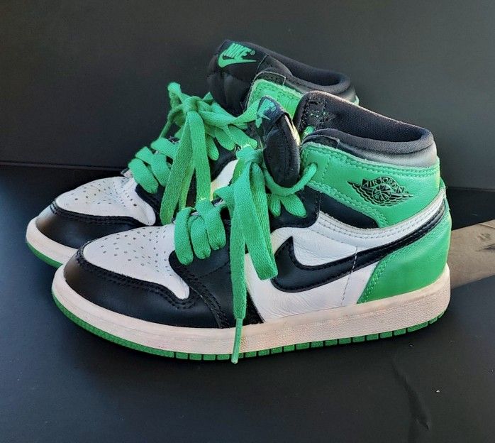 Air Jordan "LUCKY GREEN"