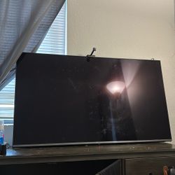 LG FLAT SCREEN TV