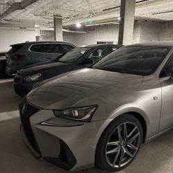 2017 Lexus IS