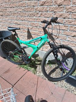 Women's 25 inch mountain bike ozone ultra shock bike