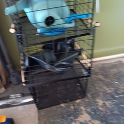 4 Metal Crates