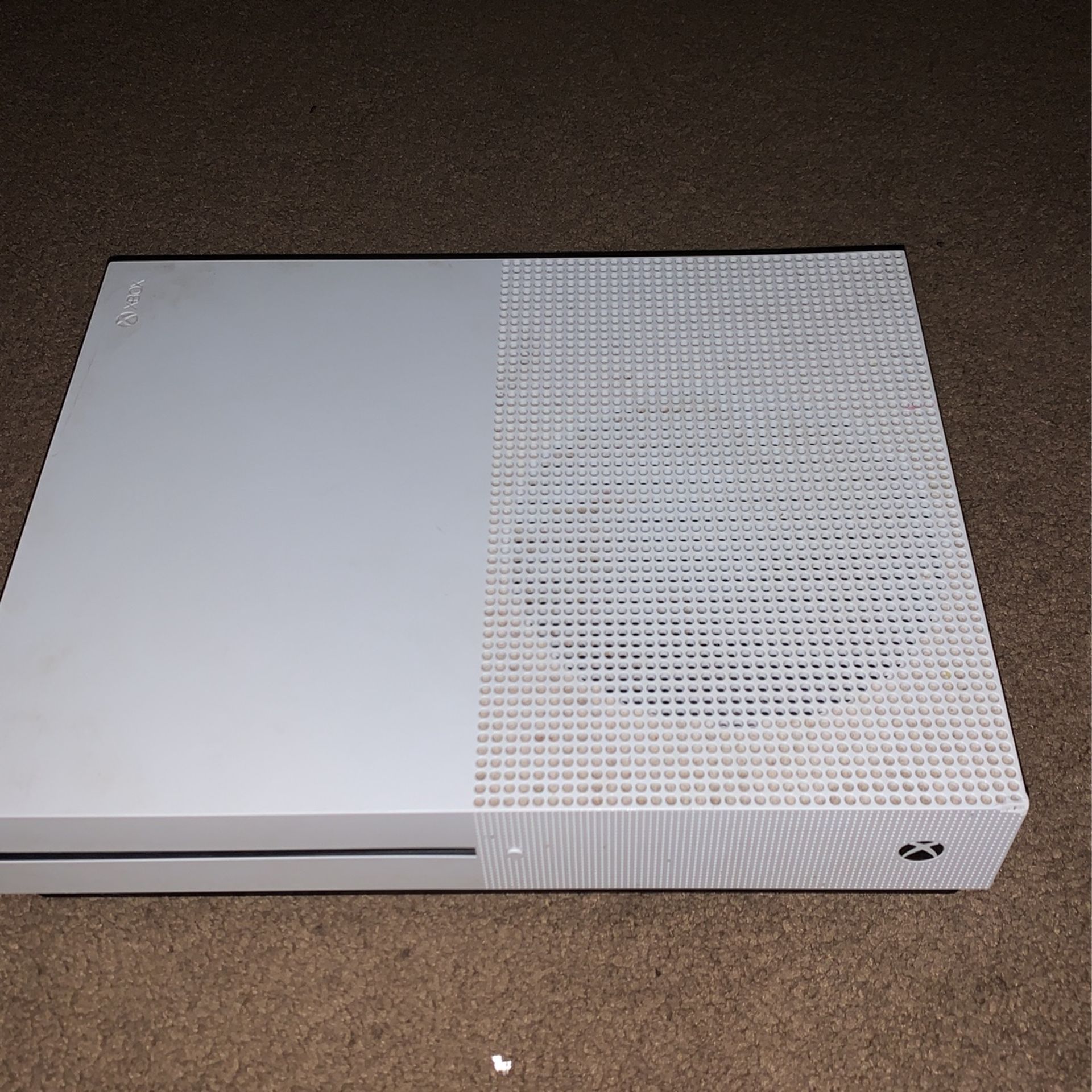 Xbox One S