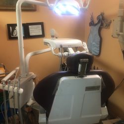Dental chair, Excalibur very good condition recently purchased new condition
