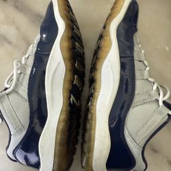 Size 3Y Jordans 11 Low
