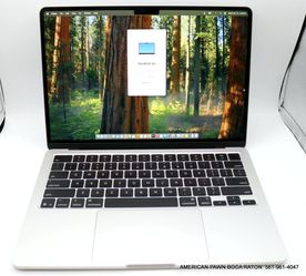 Apple MacBook Air 13 2025 M4 chip (10-core CPU/8-core GPU), 16GB RAM, and a 256GB SSD Silver 