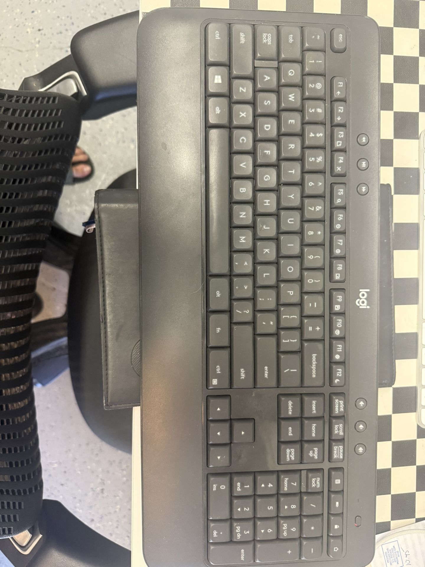 Logitech K540 Wireless Keyboard