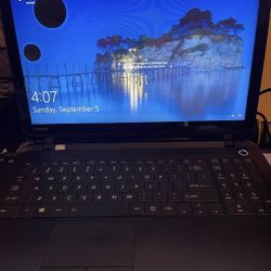 Toshiba Touch Screen Laptop