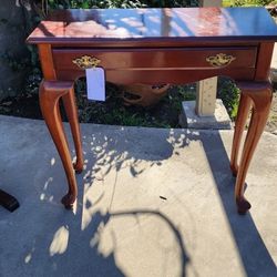 Mid 20th Century Wood Queen Anne Style Console Table

